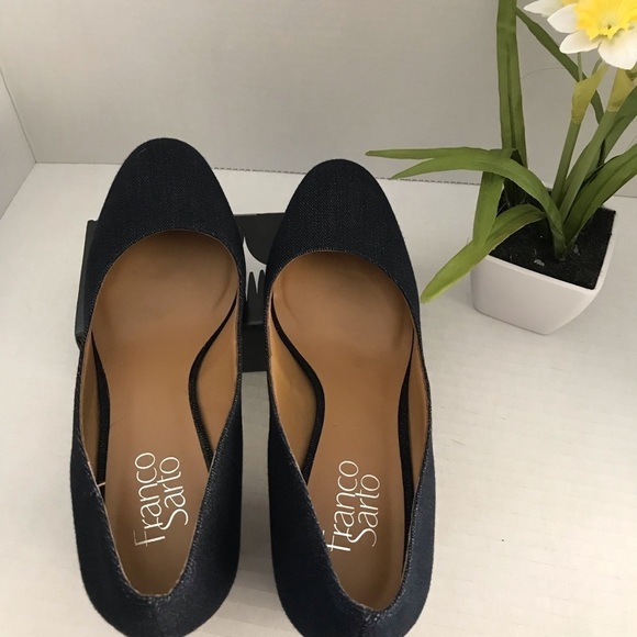 NWT - Franco Sarto Optimum Blue Denim Slip On Pump - Picture 5 of 10